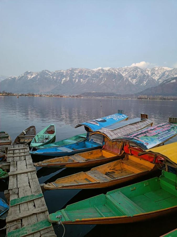Island Homestay Srinagar  Exterior photo